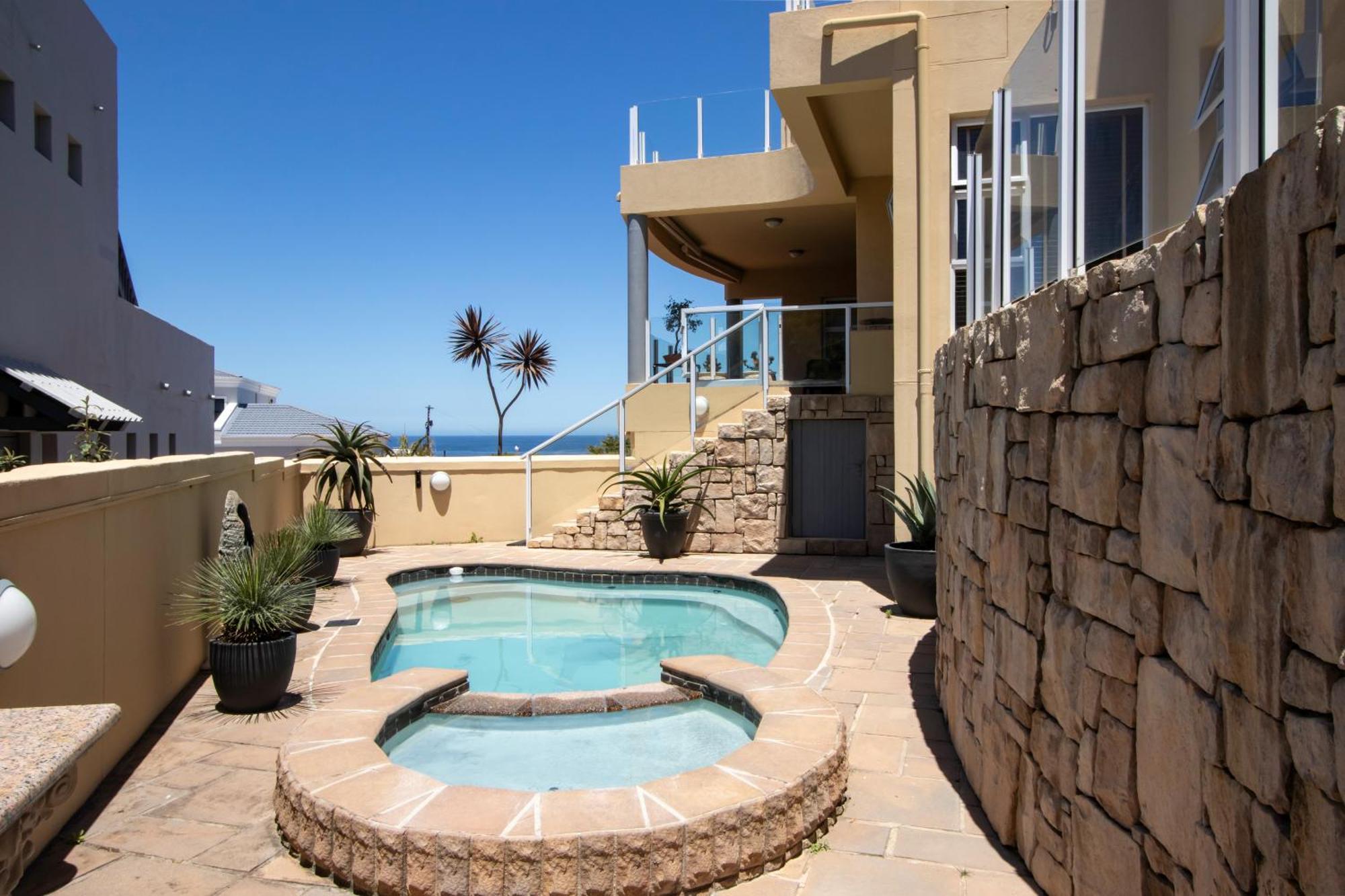 Ocean View Living Villa Херманус Екстериор снимка