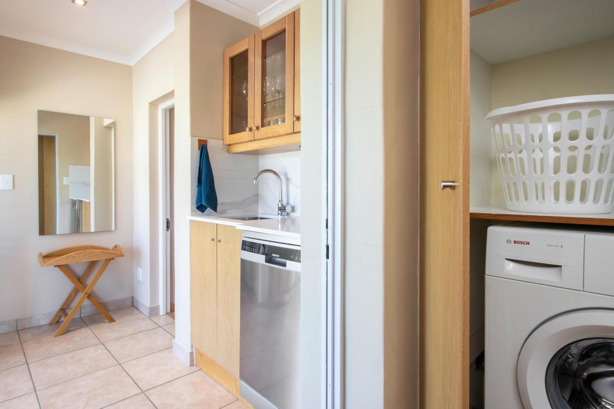 Ocean View Living Villa Херманус Екстериор снимка